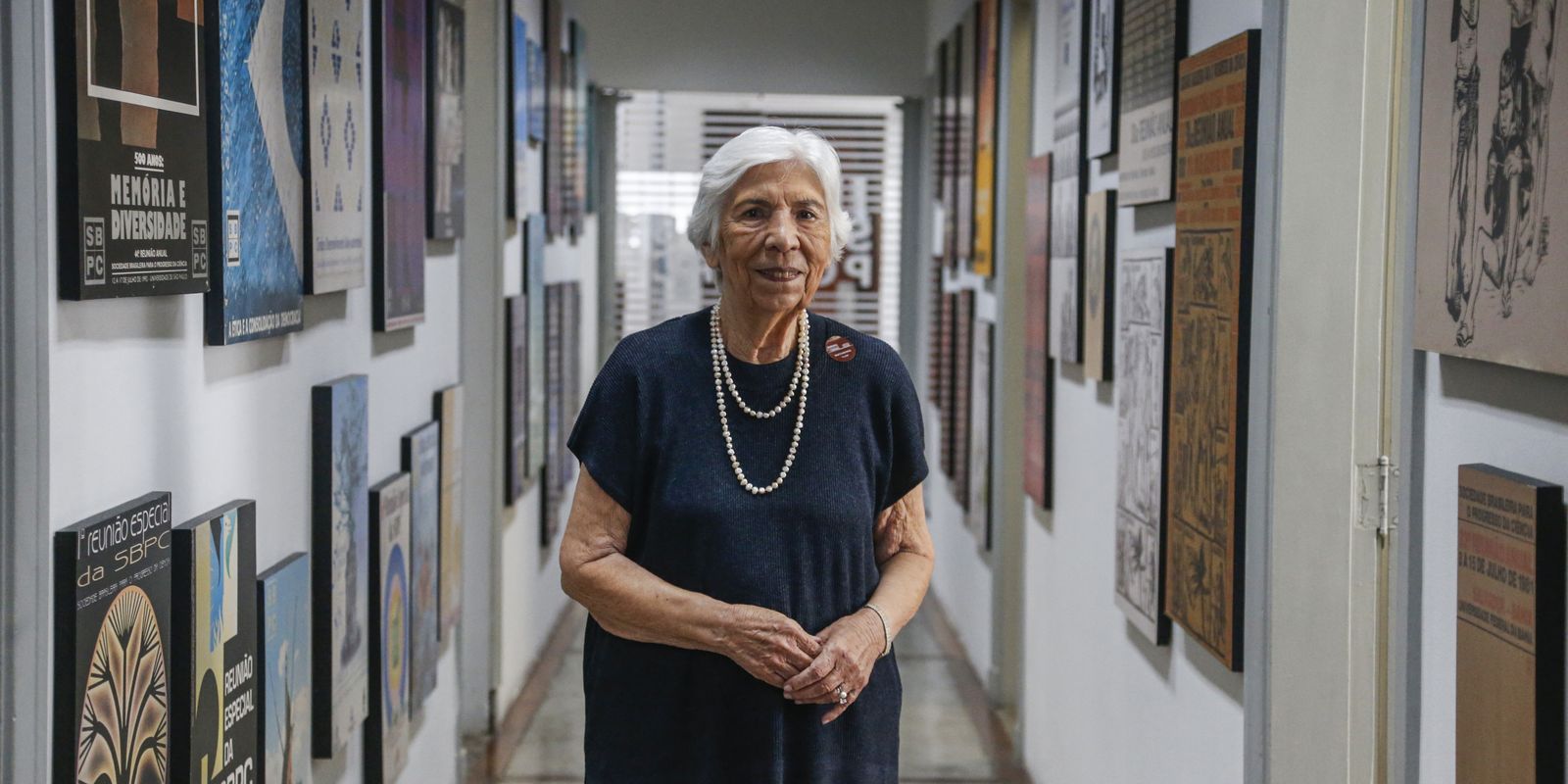 Pioneira na física, professora lembra carreira de quase 70 anos na USP