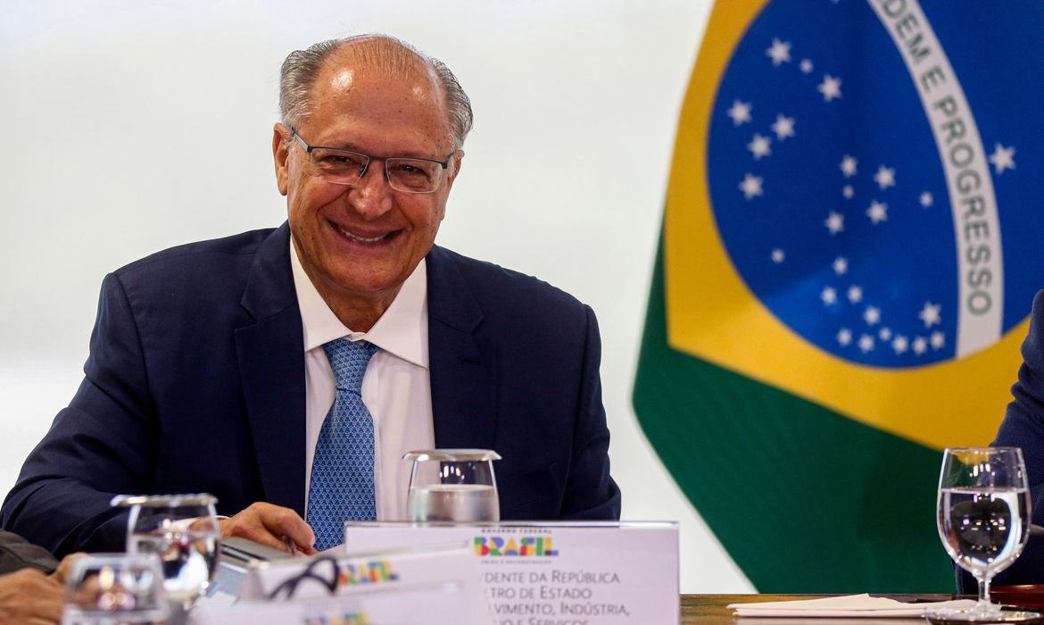 Brasília (DF) 03/11/2023 – O vice presidente, Geraldo Alckimin participa da reunião ministerial sobre infraestrutura e o Novo Programa de Aceleração do Crescimento (PAC)
Foto: José Cruz/Agência Brasil