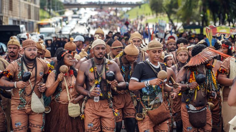 Brasília (DF), 09/04/2026- Marcha de indígenas de todo país que participam do Acampamento Terra Livre - ATL 2026. Foto: Rafa Neddermeyer/Agência Brasil