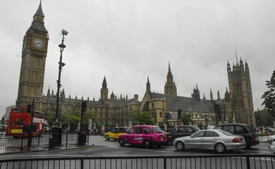 O centro financeiro e histórico de Londres, funcionará apenas com energia renovável a partir de outubro deste ano.