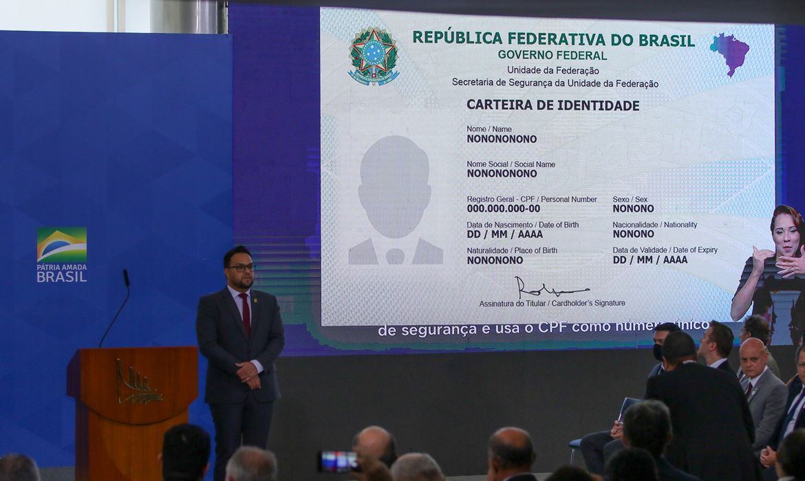 Solenidade de lançamento da Carteira de Identidade Nacional.