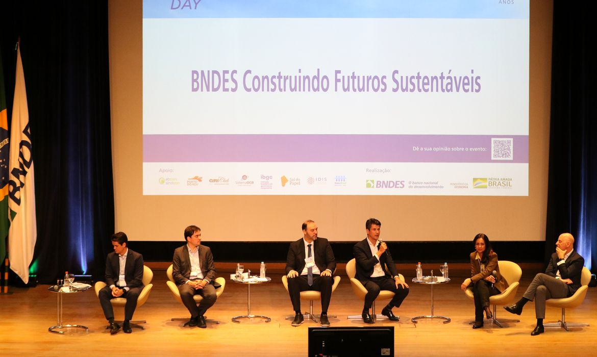 O presidente do Banco Nacional de Desenvolvimento Econômico e Social (BNDES), Gustavo Montezano, discursa durante a abertura do BNDES Day