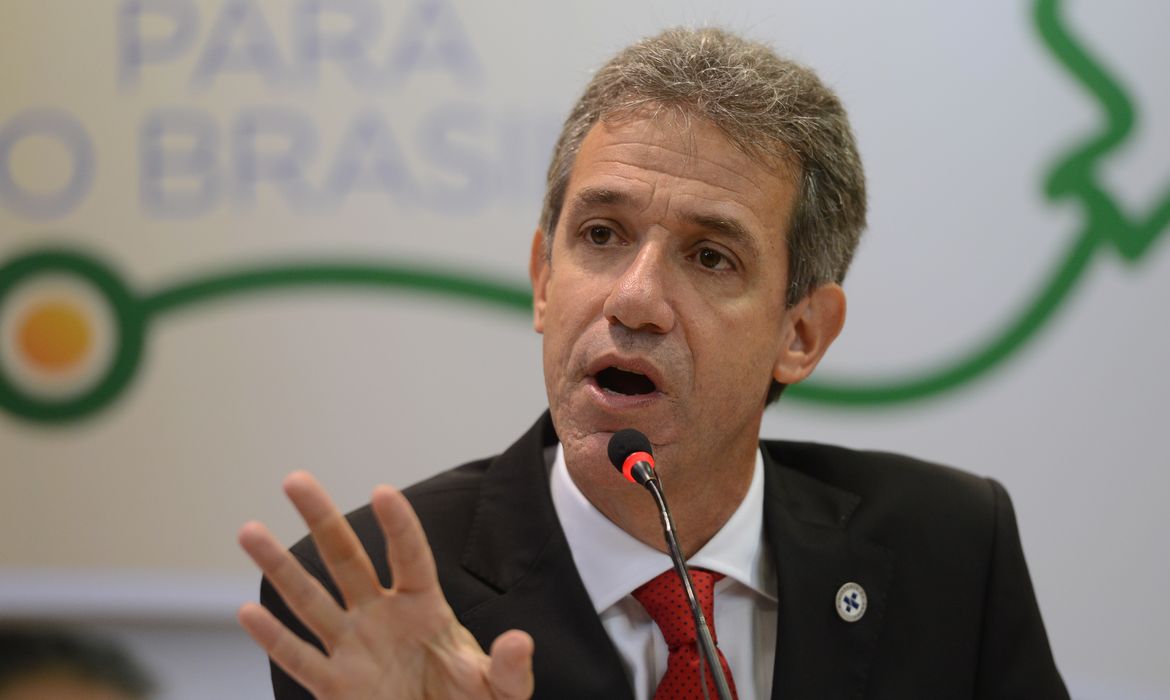 Brasília -  O ministro da Saúde, Arthur Chioro, divulga o resultado do 3º ciclo do Programa Mais Médicos (Fabio Rodrigues Pozzebom /Agência Brasil)