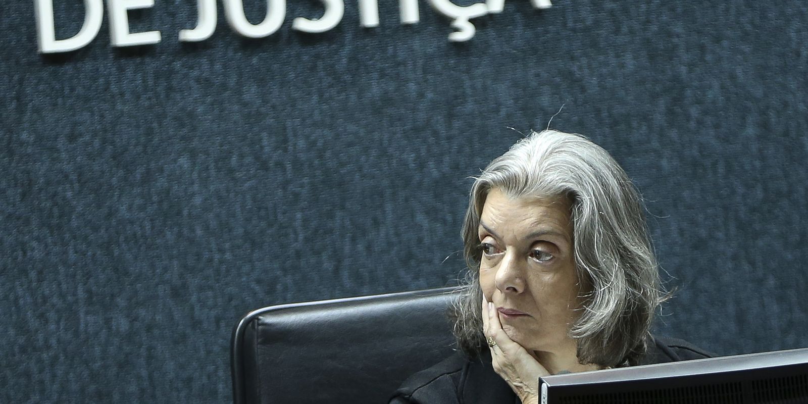 Cármen Lúcia vota para tumbar la flexibilización de la Ley de Registro Limpio Cármen Lúcia vota para tumbar la flexibilización de la Ley de Registro Limpio