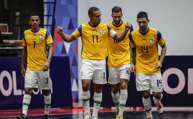 Brasil vence Chile por 4 a 2 - copa américa de futsal 2022