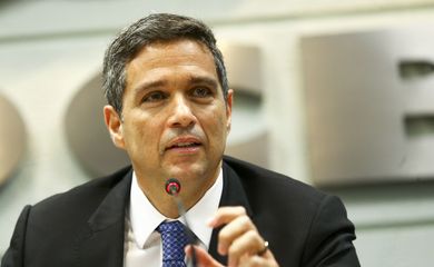 O presidente do Banco Central, Roberto Campos Neto, participa de evento promovido pela Organização das Cooperativas Brasileiras (OCB), na Casa do Cooperativismo, em Brasília.