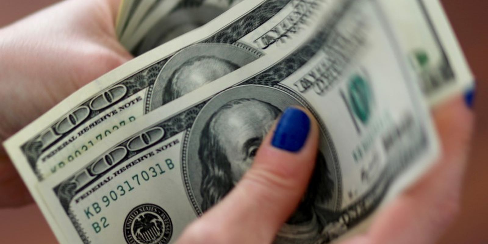 Dólar fecha a R$ 5,11, com temor de alta de juros nos EUA