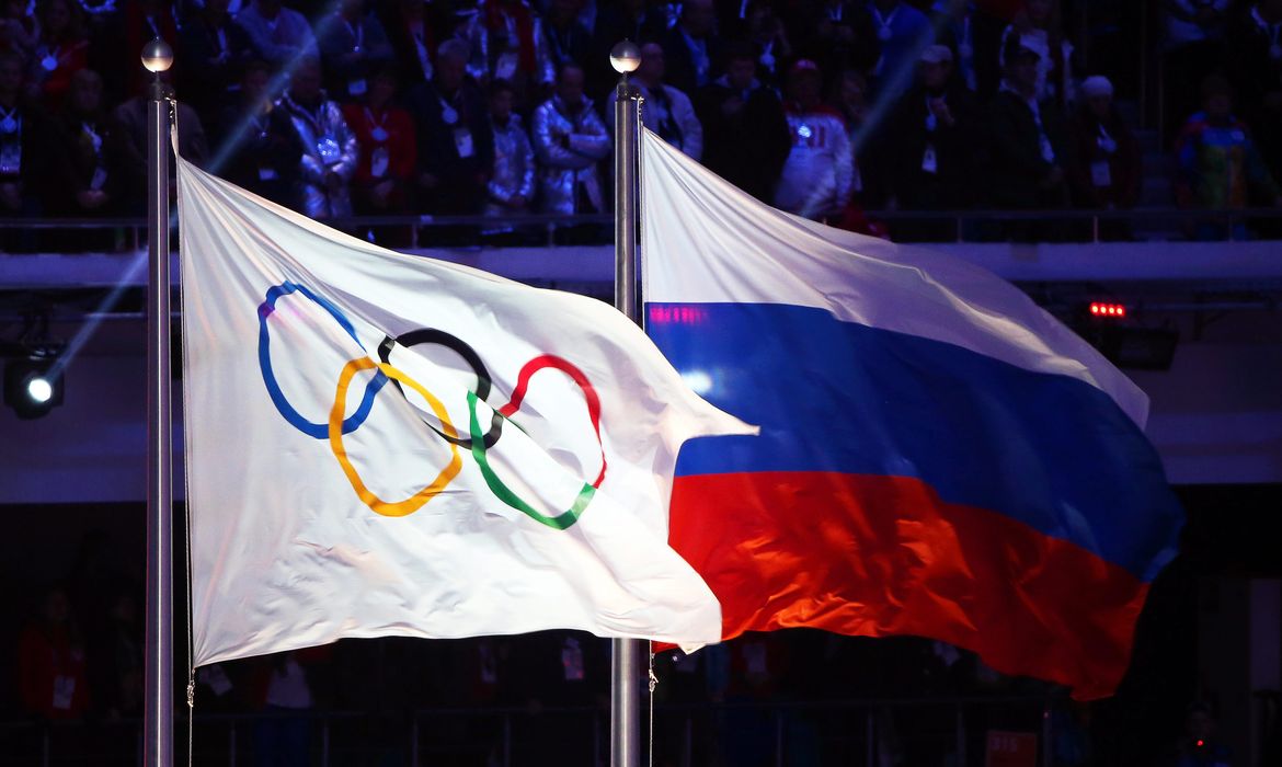 Após escândalo, COI divulga atletas da Rússia que poderão competir na  Olimpíada no Rio