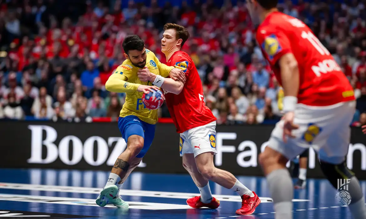 Brasil encerra campanha história no Mundial de Handebol Masculino ao perder para a Dinamarca por 21 a 33, nas quartas de  final, em 29/01/2025