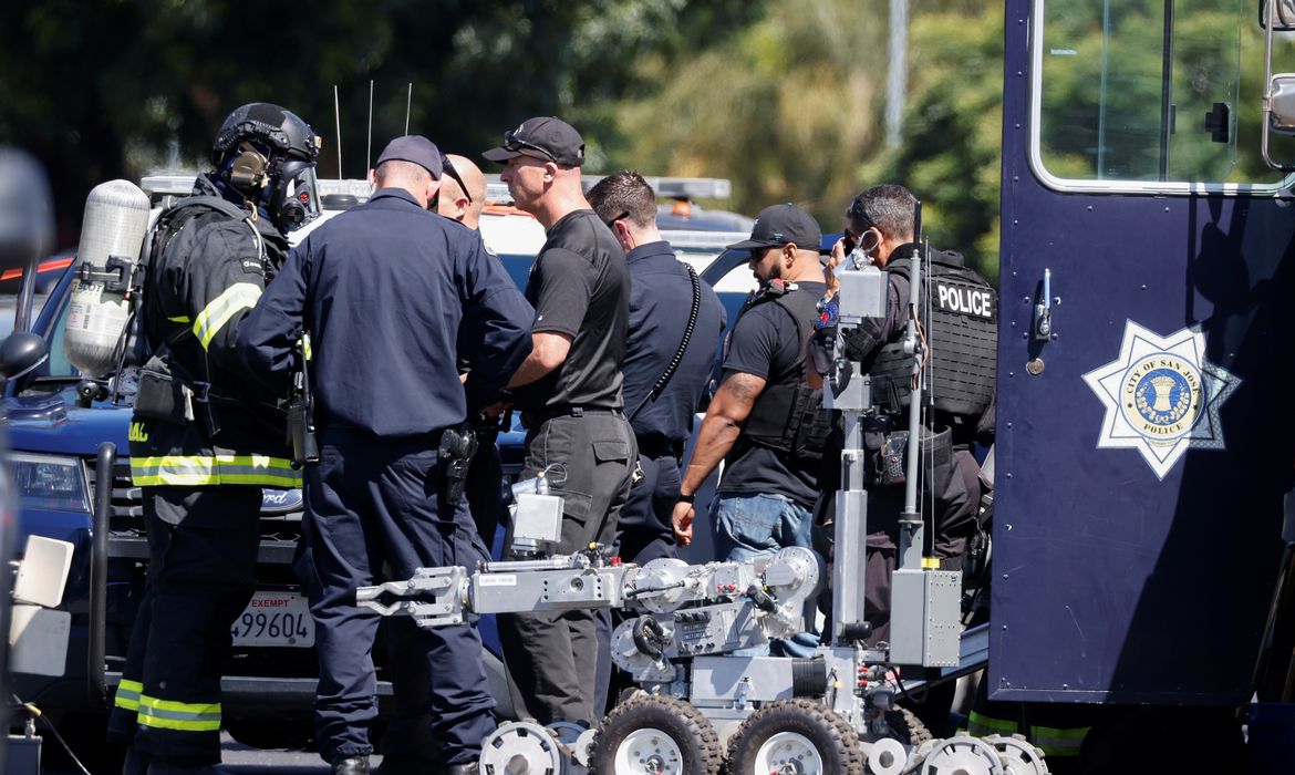 Polícia em local de tiroteio em San José, na Califórnia