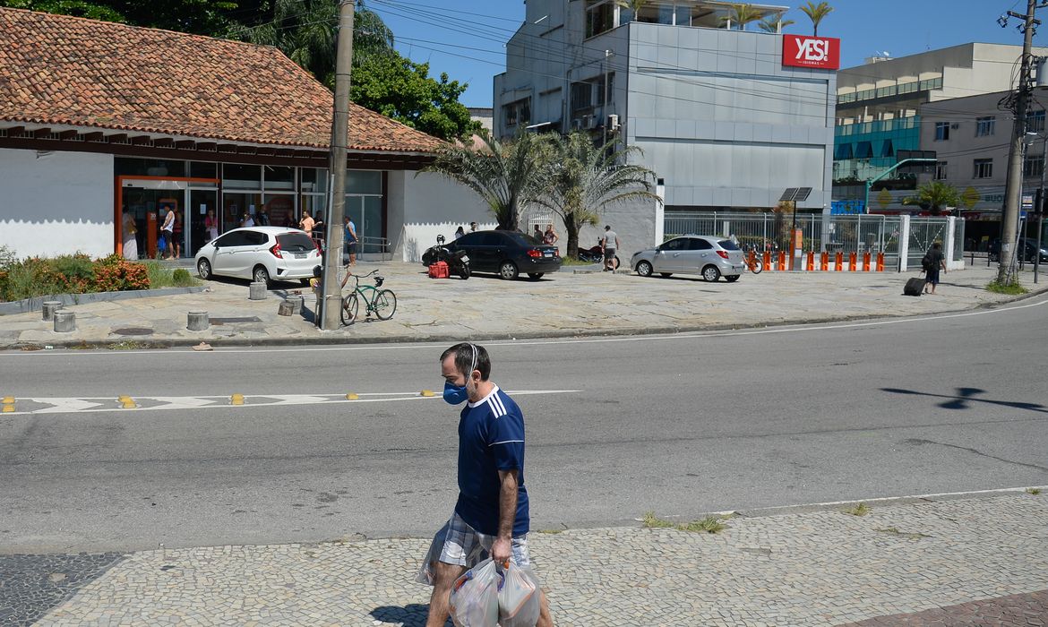 Setores do comércio são autorizados a reabrir no Rio de Janeiro