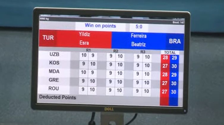 Reprodução Youtube/Bulgarian Boxing Federation placar - boxe - Torneio de Strandja - Bia Ferreira