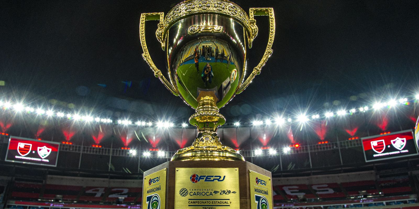 Fluminense e Flamengo jogam no Maracanã pelo título do Carioca