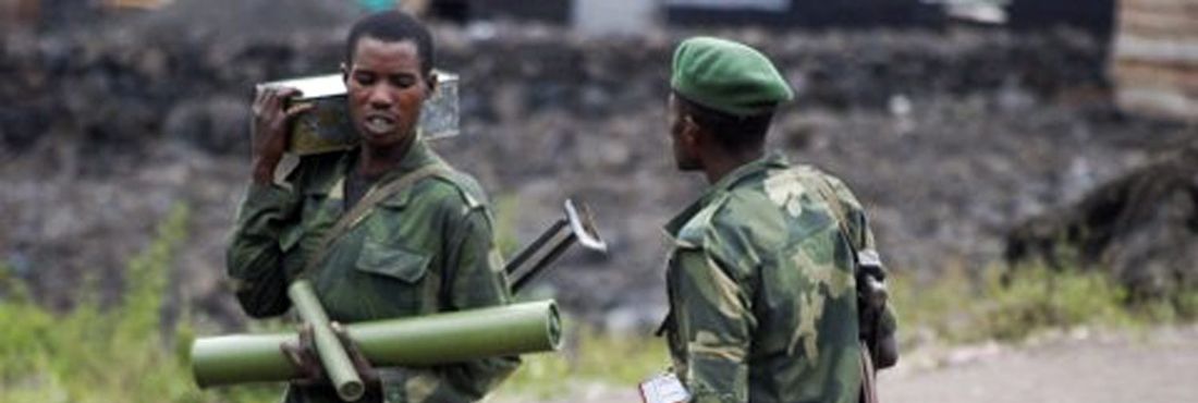 Rebeldes do M23 nas proximidades de Goma no domingo (18). O grupo tomou a cidade nesta terça-feira (20)
