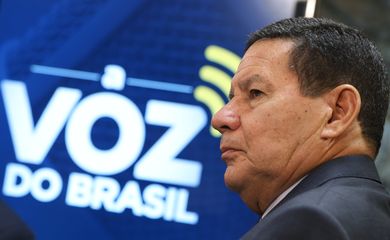O Vice-Presidente da República, Hamilton Mourão, participa do programa A Voz do Brasil