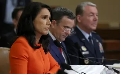 FILE PHOTO: Director of National Intelligence (DNI) Tulsi Gabbard, CIA Director John Ratcliffe and U.S. Air Force Lt. General and Director of the Defense Intelligence Agency (DIA) Jeffrey Kruse attend a House Intelligence Committee hearing about worldwide threats, on Capitol Hill in Washington, D.C., U.S., March 26, 2025. REUTERS/Leah Millis/File Photo