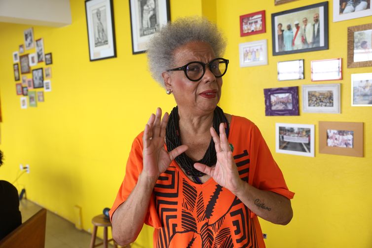 Brasília - 20/11/2025 - Pesquisadora aposentada do IBGE e referência do movimento lésbico e LGBT, Heliana Hemetério.  Foto Valter Campanato/Agência Brasil.