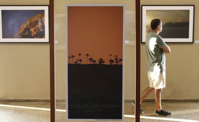 Exposição fotográfica Cores e formas da esperança, do Projeto Ilhas do Rio, em homenagem ao Monumento Natural das Ilhas Cagarras e seu entorno natural, no Forte de Copacabana.