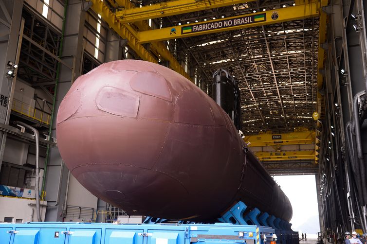 Marinha trabalha na construção do submarino Toneleiro no Complexo Naval e Industrial de Itaguaí (CNI)