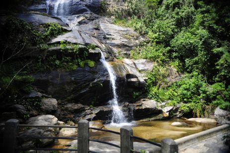 Os turistas que visitarem o Rio neste verão vão contar com uma nova atração: a visita guiada ao Parque Nacional da Tijuca. Na foto, a Cascatinha Taunay, que integra o roteiro (Tomaz Silva/Agência Brasil)