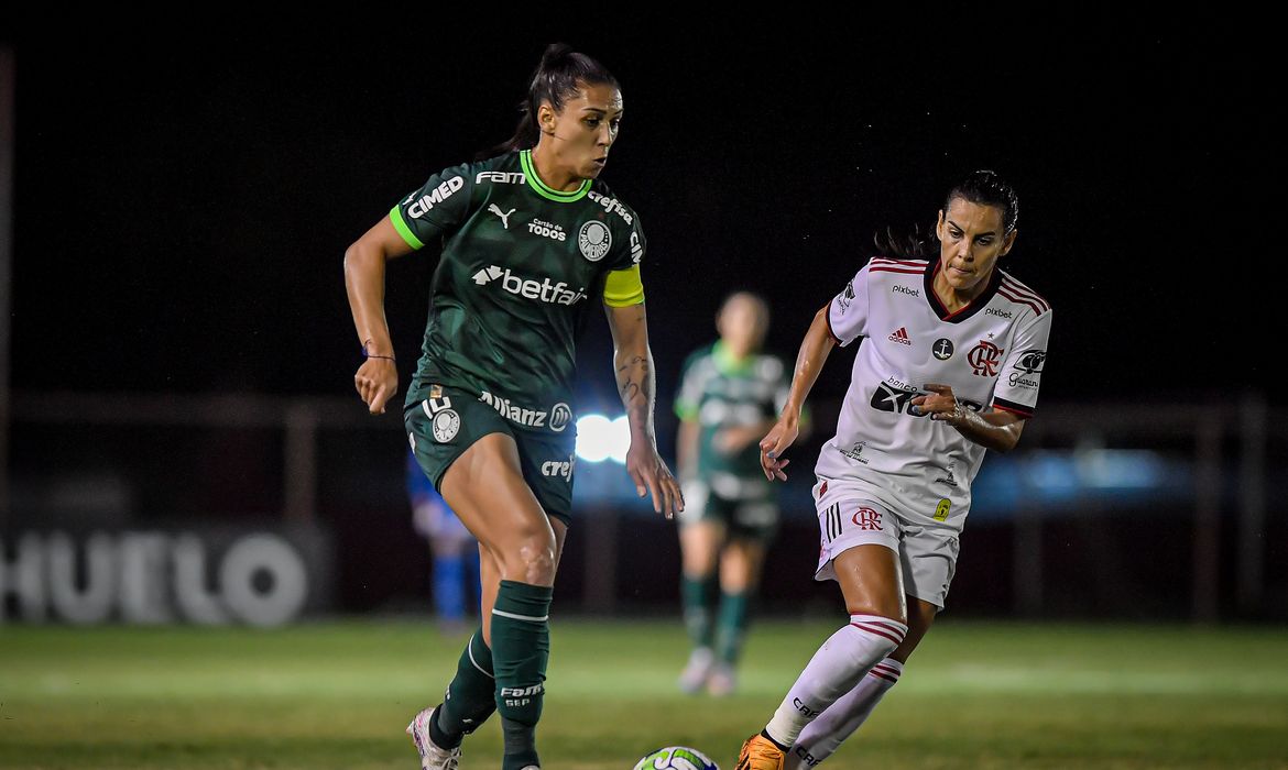 Palmeiras vence Santos e conquista o Paulista feminino após 21 anos