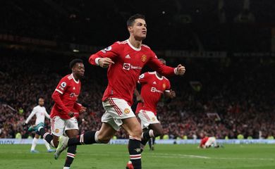 Cristiano Ronaldo comemora terceiro gol contra o Tottenham