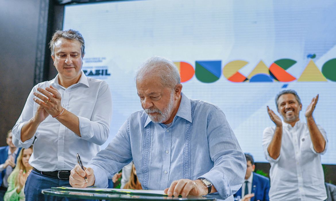 Fortaleza (CE) 12/05/2023 - O presidente Luiz Inácio Lula da silva participa do lançamento do Programa Escolas de Tempo Integral, no centro de Eventos do Ceará, Fortaleza (CE)
Foto: Ricardo Stuckert/PR

