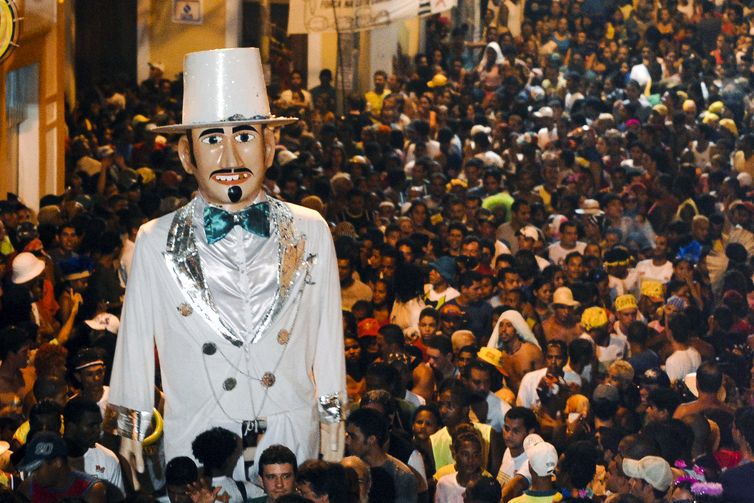 Agência Brasil 30 Anos - Desfile do Homem da meia-noite no Carnaval do Olinda