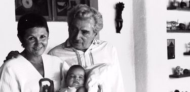 Zélia Gattai e Jorge Amado com o neto Bruno Amado