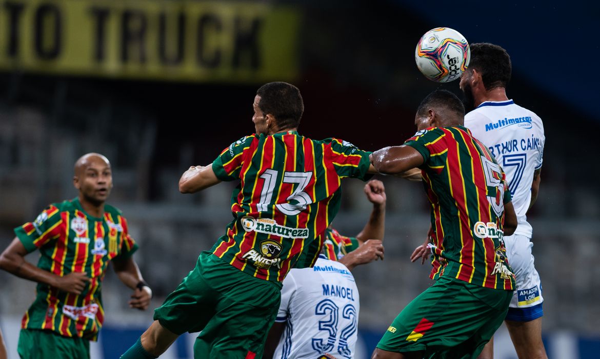 Série B: Sampaio Corrêa Vence No Mineirão E Cruzeiro Segue No Z4