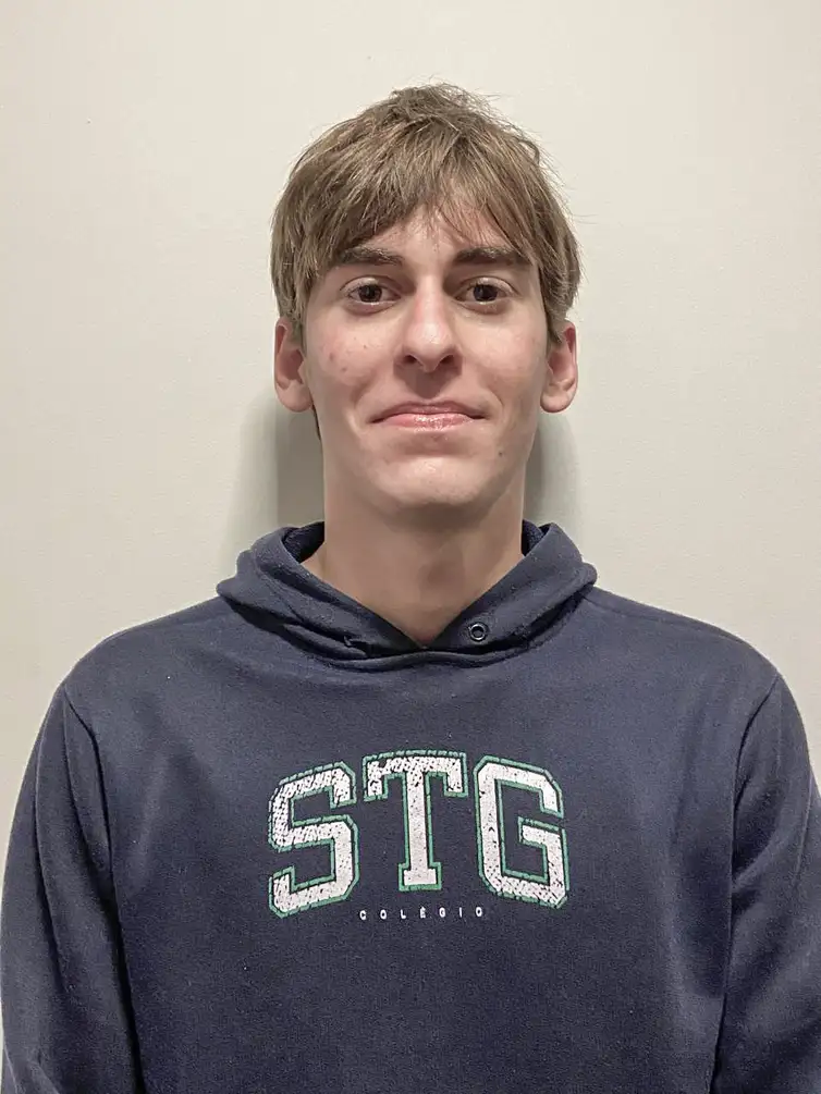 Brasília (DF) 05/11/2025 – Arthur Chede Lukine, 18 anos – aluno do terceiro ano, já fez uma vez o enem como treineiro, fez outros vestibulares para treinar, deseja estudar economia
Foto: Arthur Chede Lukine/Arquivo pessoal