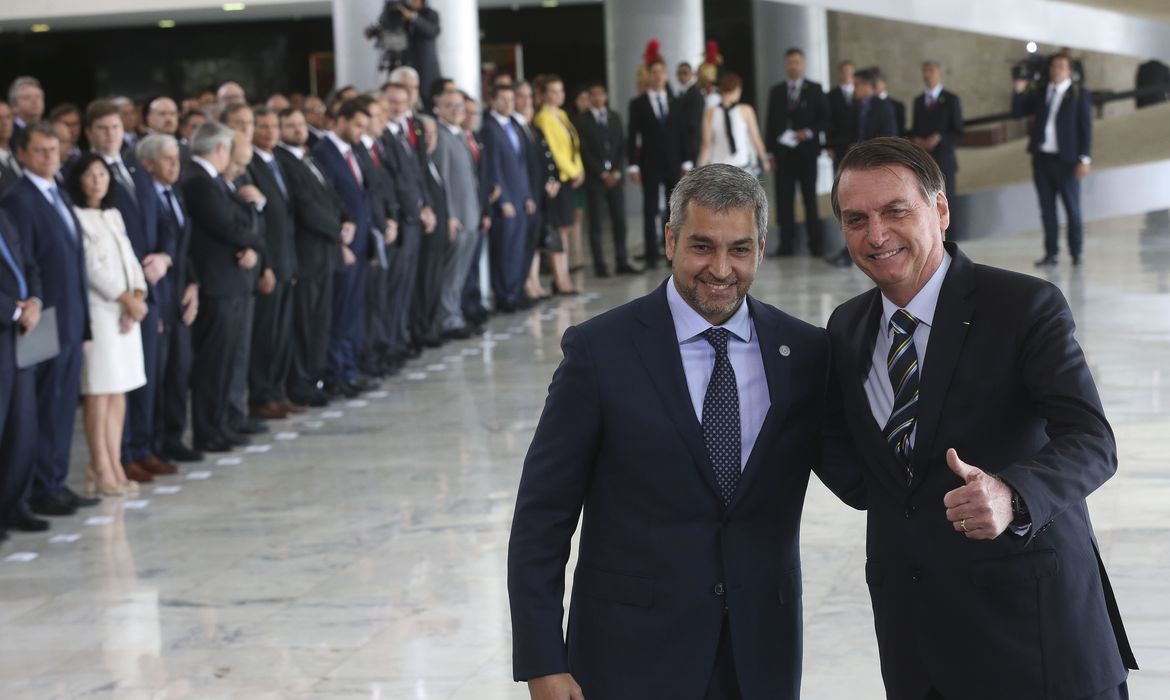 O presidente Jair Bolsonaro durante a cerimônia oficial de chegada do presidente da República do Paraguai, Senhor Mario Abdo Benítez