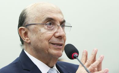 Brasília - O ministro da Fazenda, Henrique Meirelles, durante  audiência pública da Comissão Especial sobre Novo Regime Fiscal (PEC 241/16), na Câmara dos Deputados (Marcelo Camargo/Agência Brasil)
