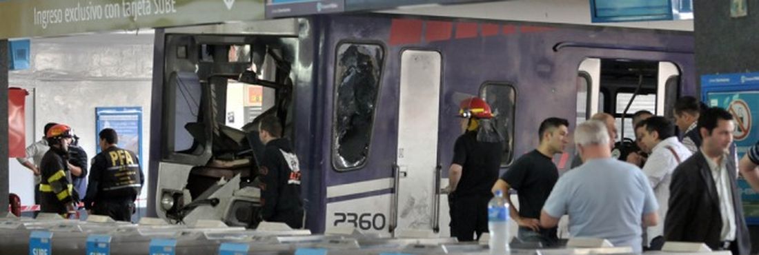 O choque aconteceu na Estação Once, mesmo local onde foi registrado o terceiro pior acidente na história da Argentina: em fevereiro de 2012