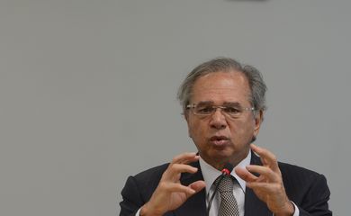  O ministro da Economia, Paulo Guedes, fala durante evento de assinatura do Termo Aditivo ao Contrato da cessão onerosa da ANP (Agência Nacional do Petróleo, Gás Natural e Biocombustíveis) com a Petrobras.