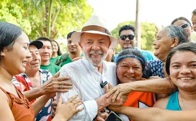 Floresta Nacional do Tapajós (PA), 02/11/2025 - Presidente da República, Luiz Inácio Lula da Silva, durante visita a moradores das comunidades ribeirinhas da Floresta Nacional do Tapajós. Foto: Ricardo Stuckert/PR