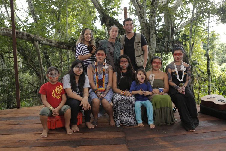 Equipe do Meu Pequeno Mundo visita o povo Yawanawa