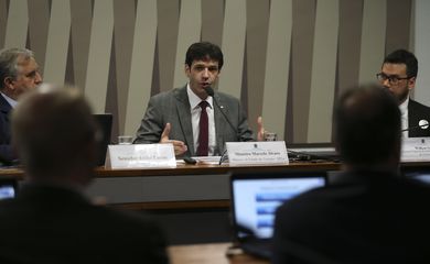 O ministro do Turismo, Marcelo Álvaro Antônio, participa de audiência pública na comissão de desenvolvimento regional e turismo do Senado