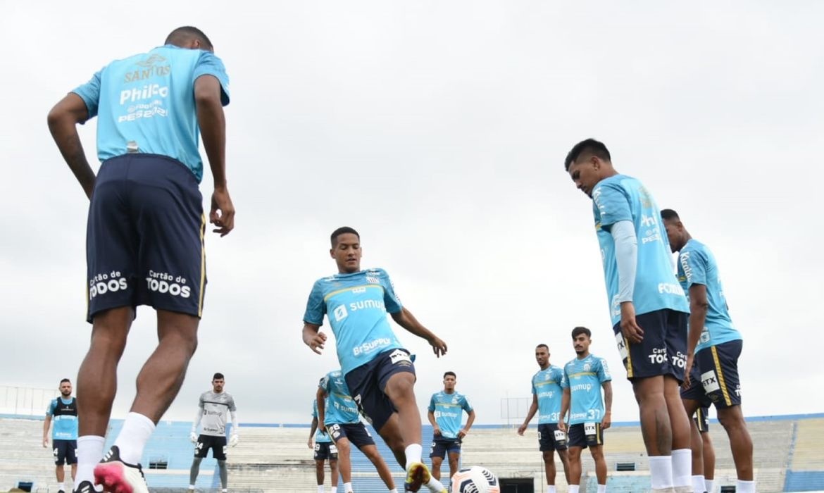 Libertadores: Santos treina no Equador, onde enfrenta Barcelona