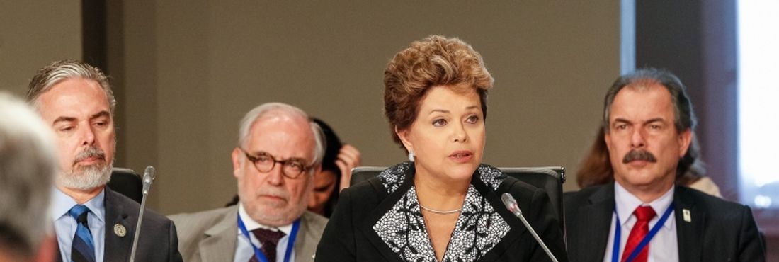 Presidenta Dilma Rousseff discursa durante primeira sessão plenária da 22ª Cúpula Ibero-Americana