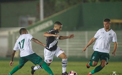 Vasco empata com Bovista em 2 a 2 e dá adeus à disputa do titulo do Carioca - em 18/04/2021