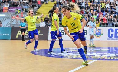 Amandinha é eleita pela sexta vez consecutiva a melhor jogadora do mundo de Futsal

