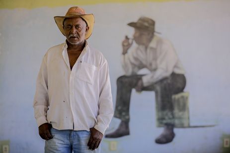 Joédson Alves/Agência Brasil Cavalcante (GO) 12/09/2023 - Considerado um dos lideres da Comunidade quilombola Kalunga do Engenho II, senhor José dos Santos Rosa conta um pouco de histórias quando ele colocava fogo controlado em sua roça. Foto: Joédson Alves/Agência Brasil