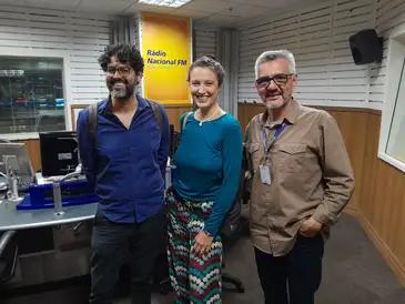 Professor de cinema Pablo Gonçalo e Raquel Gandra, curadora da mostra O Cinema de Hirokazu Kore-Eda/Denise Oliveira - Produção Rádio Nacional FM Professor de cinema Pablo Gonçalo e Raquel Gandra, curadora da mostra O Cinema de Hirokazu Kore-Eda