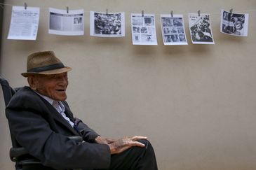 O fotógrafo Gervásio Batista, de 95 anos, é homenageado  pela Associação Baiana de Imprensa (ABI) com a Medalha do Mérito Jornalístico.