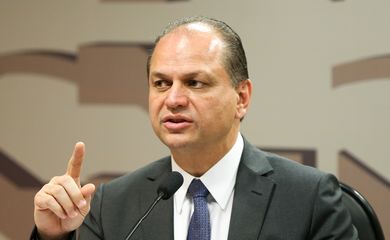 Brasília - O ministro da Saúde, Ricardo Barros, participa de audiência pública da Comissão de Assuntos Sociais no Senado  (Marcelo Camargo/Agência Brasil)