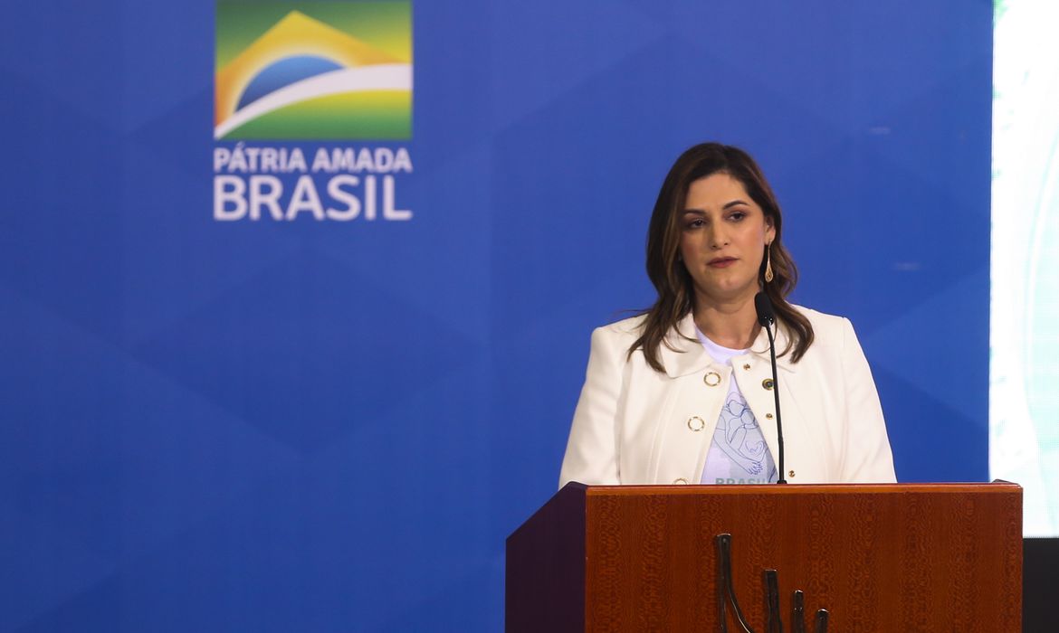 A ministra da Mulher, da Família e dos Direitos Humanos, Cristiane Britto, participa do evento Brasil pela Vida e pela Família,no Palácio do Planalto