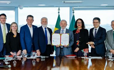 04.08.2025 – Presidente Lula sanciona Projeto de Lei nº 847/2025, que aprimora a destinação de recursos do Fundo Nacional de Desenvolvimento Científico e Tecnológico (FNDCT)

