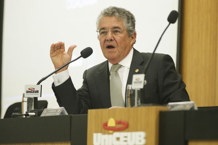 O ministro do Supremo Tribunal Federal (STF) Marco Aurélio Mello  durante abertura do seminário Democracia e eleições: desafios contemporâneos, no UniCEUB – Centro Universitário de Brasília.