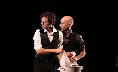 Artur Ribeiro (Dos á Deux)